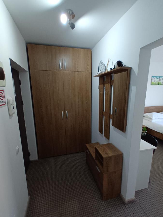 Revolution Apartment Бая-Маре Экстерьер фото