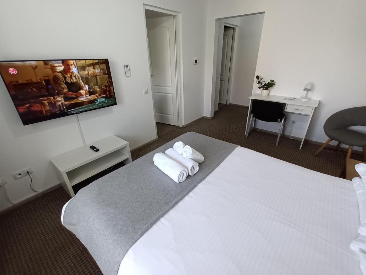 Revolution Apartment Бая-Маре Экстерьер фото